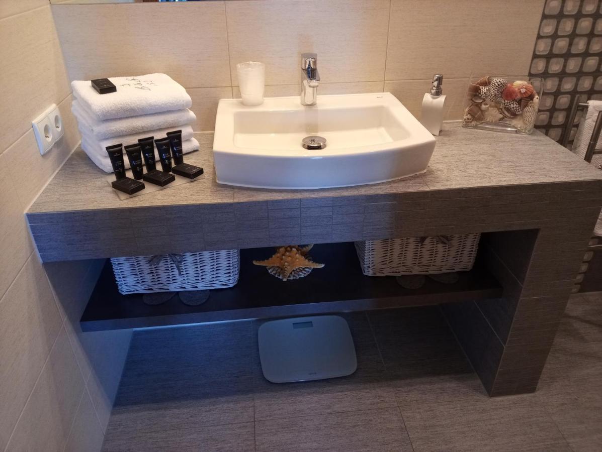 Apartament Z Widokiem Na Morze Dziwnówek Esterno foto