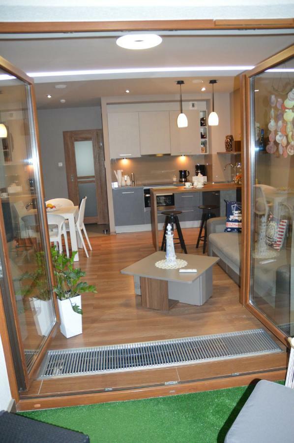 Apartament Z Widokiem Na Morze Dziwnówek Esterno foto